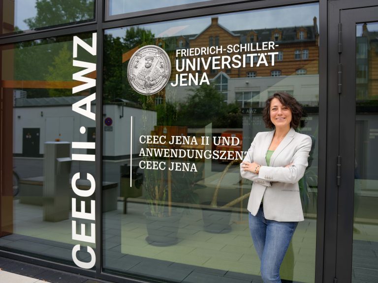 Prof. Dr. Hatice Mutlu besucht das HZB